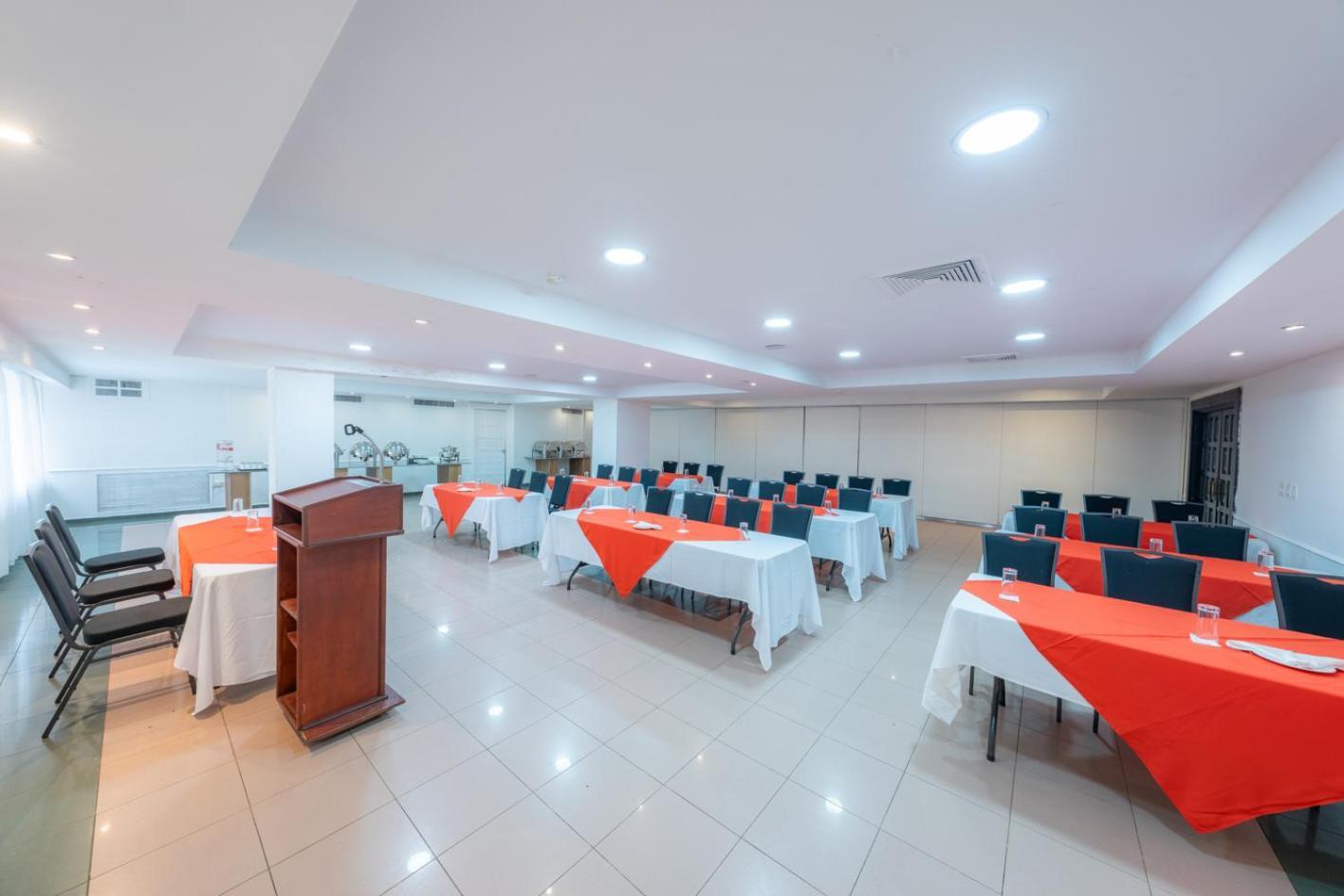 Hotel Faranda Express Soloy And Casino, A Member Of Radisson Individuals Panama Dış mekan fotoğraf
